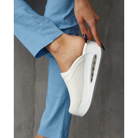 Изображение  Обувь медицинская сабо Pearly White с подошвой AirMax р. 35, "БЕЛЫЙ ХАЛАТ" 149-324-791, Размер: 35, Цвет: pearly white