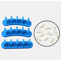 Зображення  Пластиковий тримач для типс (3 шт./уп.) для тренування виконання та демонстрації дизайнів Синій
