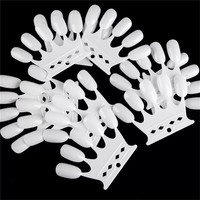 Изображение  Палитра "Корона" (50 типс на кольце 5.5 см ) "Овал" для демонстрации лаков / гель-лаков. Молочный