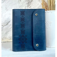 Зображення  Шкіряний блокнот Professional Journals «Вишиванка» (модель Монако), синій, Колір: Blue