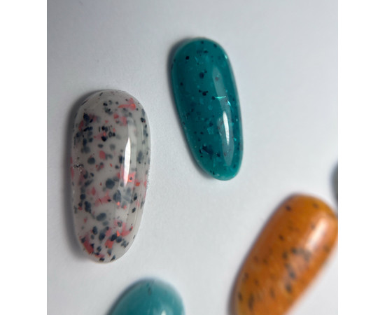 Изображение 2 Камуфлирующая база для ногтей Siller Terrazzo Base 8 мл, № 2 молочно-серая с цветной поталью, Объем (мл, г): 8, Цвет: 002