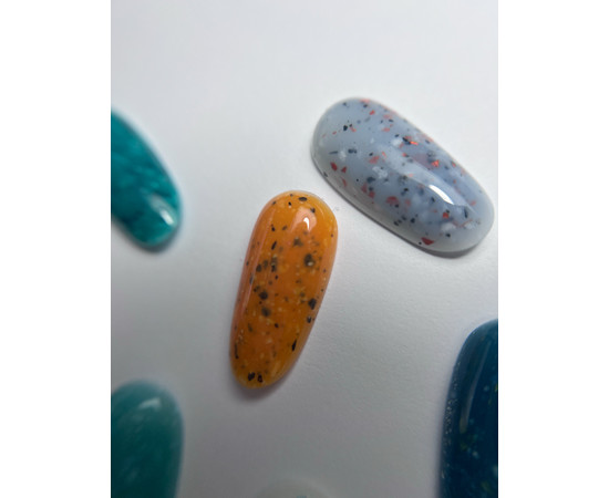 Изображение 3 Камуфлирующая база для ногтей Siller Terrazzo Base 8 мл, № 5 оранжевая с черно-белой поталью, Объем (мл, г): 8, Цвет: 005