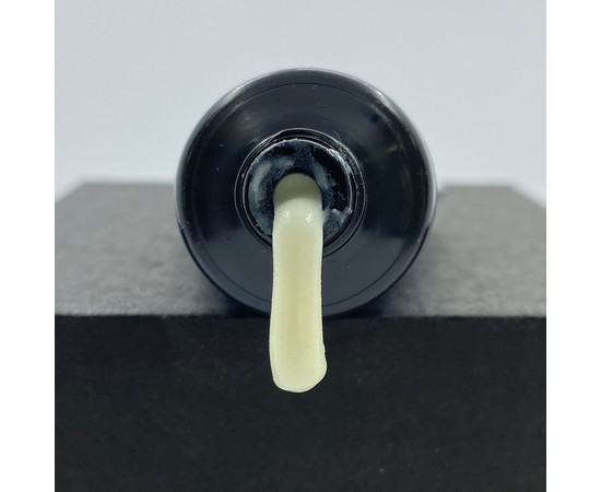 Изображение 3 Камуфлирующий акрил-гель ADORE prof. Acryl Gel 30 мл №08 - milky, Объем (мл, г): 30, Цвет: 08