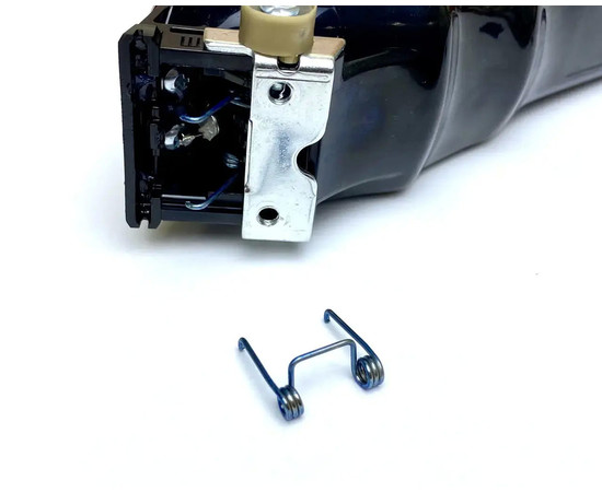 Изображение 2 Пружинка Wahl Tension Spring (S08504-7050) под нож на модели Magic Cordless, Senior, Super Taper Cordless