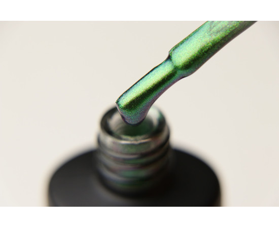 Зображення 3 Гель-лак Couture Colour Galaxy Touch GT01 золотисто-салатовий (ефект 'Cat Eye'), 9 мл, Об'єм (мл, г): 9, Колір: GT01