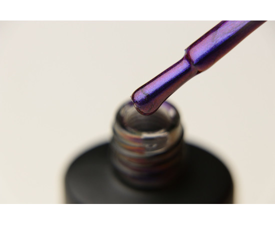 Зображення 3 Гель-лак Couture Colour Galaxy Touch GT05 синьо-фіолетовий (ефект 'Cat Eye'), 9 мл, Об'єм (мл, г): 9, Колір: GT05