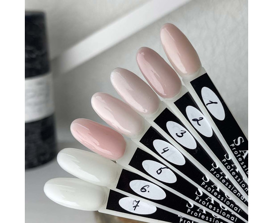 Изображение 2 Гель для наращивания SAGA Builder Gel Veil №03 бледно-розовый с шиммером, 30 мл, Объем (мл, г): 30, Цвет: 03