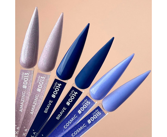 Зображення 2 База кольорова DNKa Cover №013 Amazing Світловідбиваючий ніжно-сірий із срібним шиммером, 12 мл, Об'єм (мл, г): 12, Колір: 013