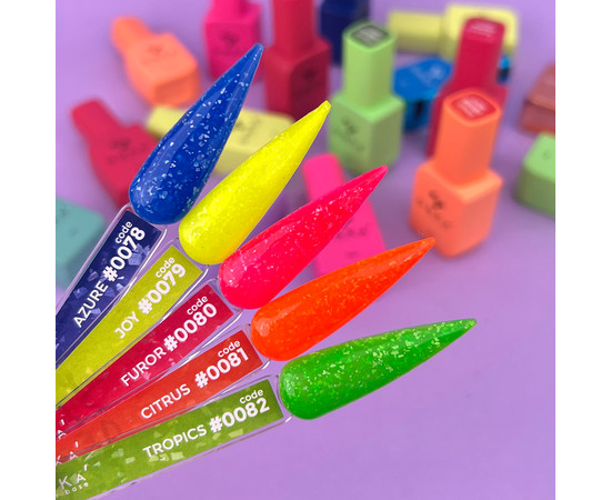 Зображення 2 База кольорова DNKa Cover №082 Tropics Неоновий салатовий з поталлю, 12 мл, Об'єм (мл, г): 12, Колір: 082