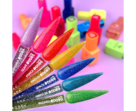 Изображение 2 База цветная DNKa Cover №085 Glam Ярко-розовая светоотражающая, 12 мл, Объем (мл, г): 12, Цвет: 085