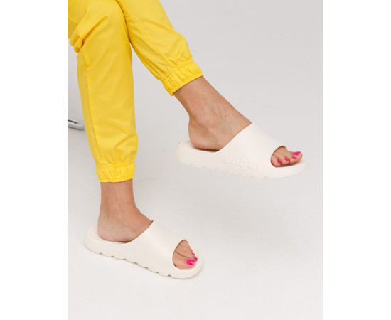 Изображение 8 Обувь медицинская шлепанцы Coqui Lou айвори р. 39, "БЕЛЫЙ ХАЛАТ" 448-423-867, Размер: 39, Цвет: айвори