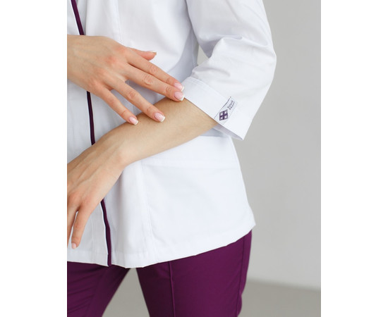 Изображение 5 Медицинский костюм женский Сакура белый-фиолетовый р. 40, "БЕЛЫЙ ХАЛАТ" 124-346-678, Размер: 40, Цвет: белый-фиолетовый