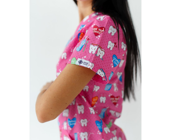 Изображение 6 Медицинский костюм с принтом женский Топаз Teeth pink р. 52, "БЕЛЫЙ ХАЛАТ" 138-337-623, Размер: 52, Цвет: teeth pink