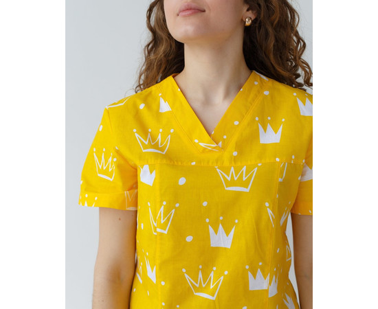 Зображення 3 Медична сорочка жіноча Топаз принт корона жовта р. 44, "БІЛИЙ ХАЛАТ" 126-397-767, Розмір: 44, Цвет: корона жовта