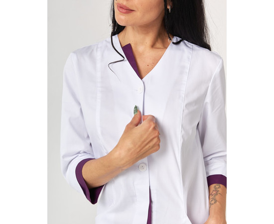 Изображение 4 Медицинский халат женский Оливия на пуговицах белый-фиолетовый р. 48, "БЕЛЫЙ ХАЛАТ" 159-346-677, Размер: 48, Цвет: белый-фиолетовый