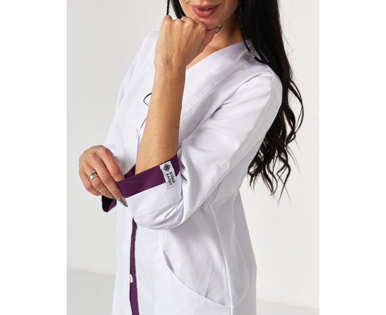 Зображення 7 Медичний жіночий халат Олівія на гудзиках білий-фіолетовий р. 42, "БІЛИЙ ХАЛАТ" 159-346-677, Розмір: 42, Цвет: білий-фіолетовий