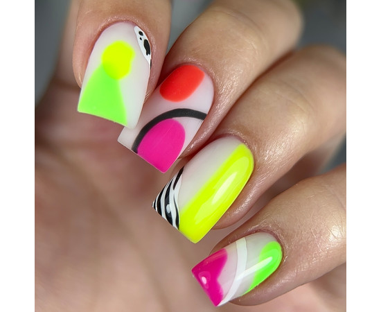 Изображение 4 Nails Of The Day Let's special Lime – особый неоново-салатовый гель-лак, перекрывается в один слой, 10 мл, Объем (мл, г): 10, Цвет: Lime