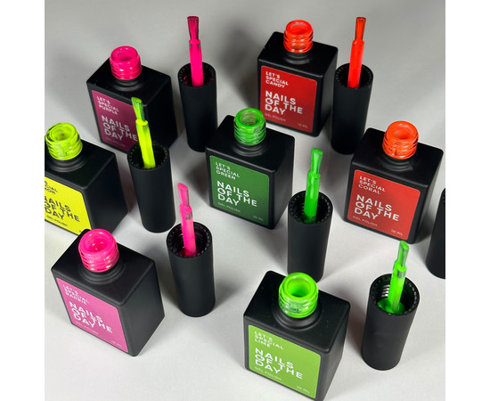 Изображение 7 Nails Of The Day Let's special Green – особый зеленый гель-лак, перекрывается в один слой, 10 мл, Объем (мл, г): 10, Цвет: Green
