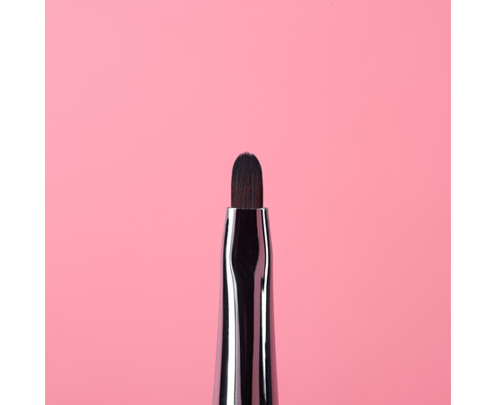 Зображення 2 Пензлик Kira Nails Oval OS-2 (Syntetic)