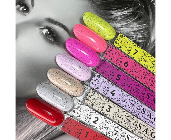 Зображення 2 Гель-лак Saga Black Snow №03 світлий персиковий із чорними точками, 9 мл, Об'єм (мл, г): 9, Колір: 03