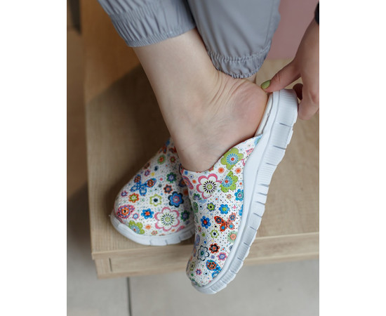 Изображение 7 Обувь медицинская сабо Бабочки с подошвой Lite р. 40, "БЕЛЫЙ ХАЛАТ" 149-324-634, Размер: 40, Цвет: бабочки