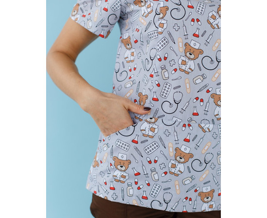 Зображення 3 Медична сорочка жіноча Топаз принт Bear gray р. 54, "БІЛИЙ ХАЛАТ" 126-373-558, Розмір: 54, Цвет: bear gray