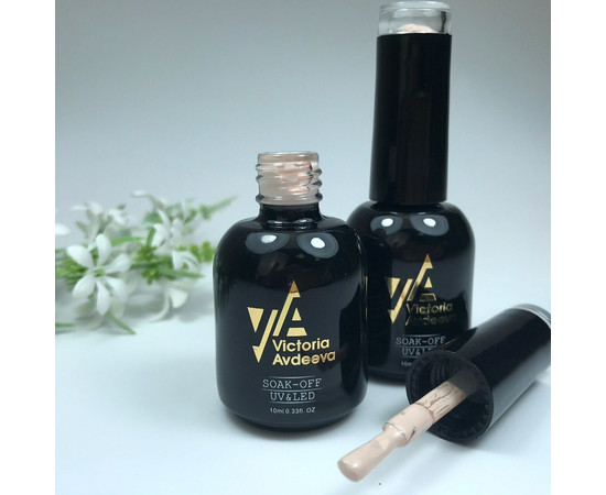 Изображение 3 Гель-лак Victoria Avdeeva №011, 10 мл, Объем (мл, г): 10, Цвет: 011