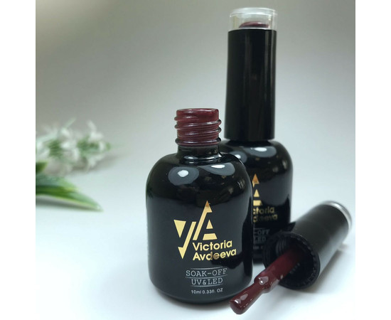 Изображение 2 Гель-лак Victoria Avdeeva №100, 10 мл, Объем (мл, г): 10, Цвет: 100