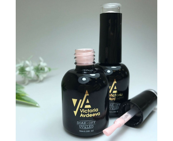 Изображение 2 Гель-лак Victoria Avdeeva №074, 10 мл, Объем (мл, г): 10, Цвет: 074