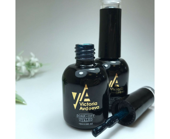 Изображение 2 Гель-лак Victoria Avdeeva №093, 10 мл, Объем (мл, г): 10, Цвет: 093