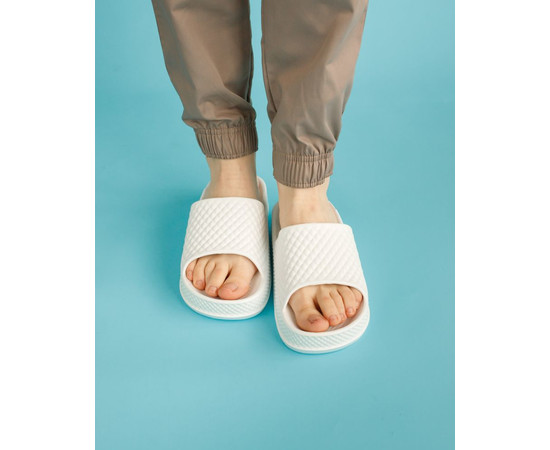 Зображення 2 Медичні жіночі шльопанці текстурні Eva білі р. 39, "БІЛИЙ ХАЛАТ" 494-510-929, Розмір: 39, Цвет: білий
