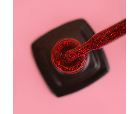 Изображение 2 Гель-лак Red Hot Kira Peppers №001 (рубиновый с ярко-красными блестками), 6 мл, Объем (мл, г): 6, Цвет: 001