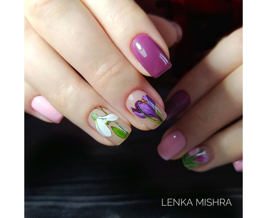 Зображення 4 Гель-лак Kira Nails Vitrage №V10 (фіолетовий темний, вітражний), 6 мл, Об'єм (мл, г): 6, Колір: 010