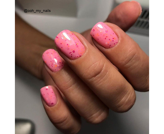 Изображение 5 Гель-лак Kira Nails Yoghurt Boom! №010 (малиновая полоса с неоновыми блестками, йогурт), 6 мл, Объем (мл, г): 6, Цвет: 010