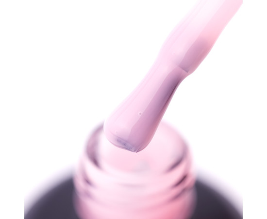 Зображення 2 Камуфлююча база для нігтів Saga Professional Elastic Base №05 світло-рожевий, 30 мл, Об'єм (мл, г): 30, Колір: 05