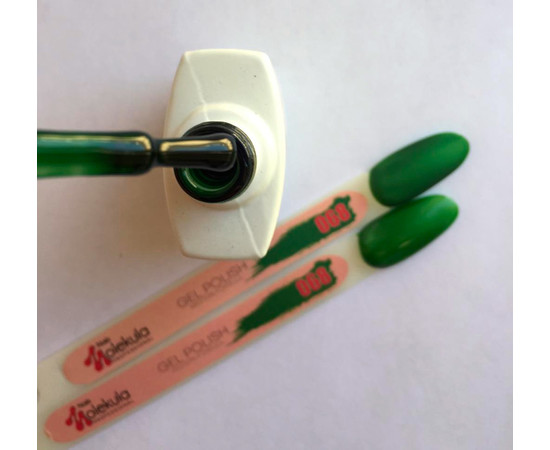 Зображення 2 Гель-лак для нігтів Nails Molekula Gel Polish 6 мл №68 Вітражний зелений, Об'єм (мл, г): 6, Колір: 068