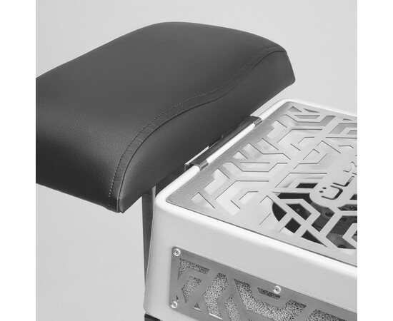 Изображение 4 Педикюрная вытяжка ÜLKA Premium белая с черной стойкой подушка черная крепление белое, 52 Вт