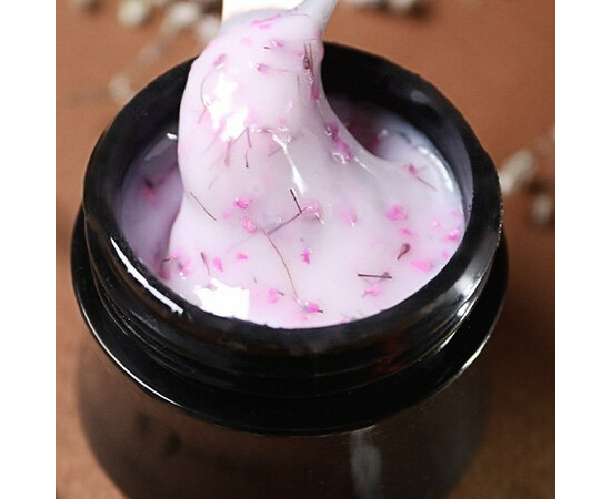Изображение 2 Молочный моделирующий гель Victoria Avdeeva Milky Flower Gel №3 с розовыми сухоцветами, 15 мл, Объем (мл, г): 15, Цвет: 03