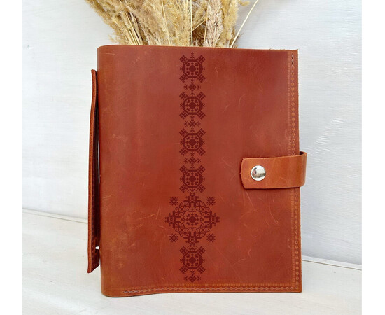 Зображення 2 Шкіряний блокнот Professional Journals «Вишиванка» (модель Лондон), олива, Колір: Olive