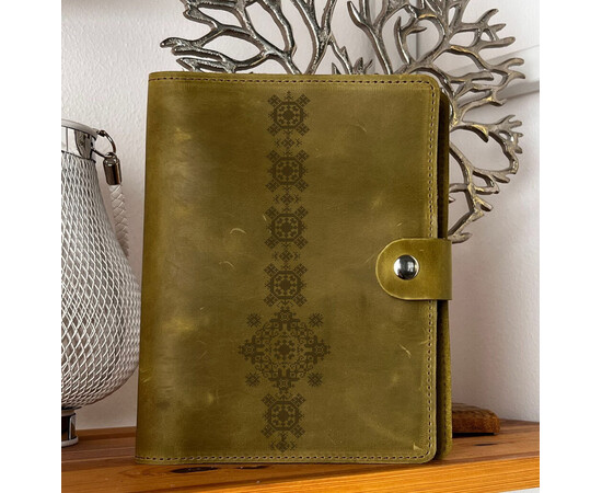 Зображення 2 Шкіряний блокнот Professional Journals «Вишиванка» (модель Сідней), бордо, Колір: bordeaux