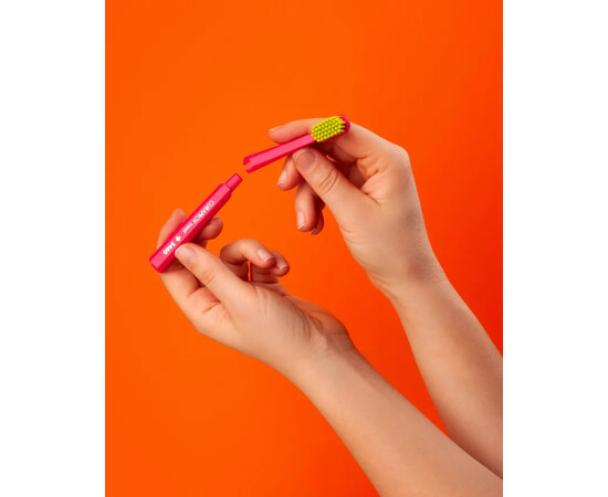 Зображення 3 Дорожній набір запасних щіток Curaprox для CS 5460, Red 2 шт