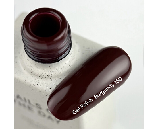 Изображение 2 Nails of the Day Gel polish Burgundy – перекрывающийся в один слой темно-бордовый гель-лак 10 мл, Объем (мл, г): 10, Цвет: 150 Burgundy