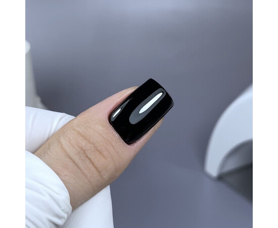 Изображение 3 Nails of the Day Universal Top – глянцевый топ без липкого слоя с минимальным содержанием ультрафиолетовых фильтров, 30 мл., Объем (мл, г): 30