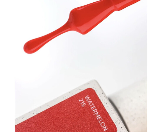 Изображение 5 Nails of the Day Gel polish Watermelon – насыщенный кораллово-красный гель-лак, перекрывающийся в один слой, 10 мл, Объем (мл, г): 10, Цвет: 215 Watermelon