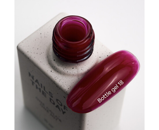 Изображение 2 Nails of the Day Bottle gel 18 – винно-красный сверхпрочный гель для укрепления ногтей, 10 мл, Объем (мл, г): 10, Цвет: 18