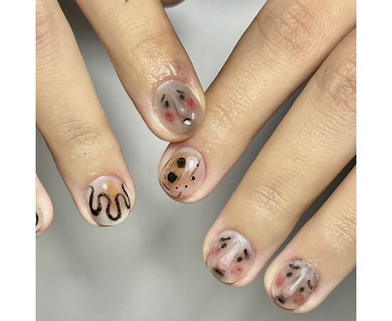 Зображення 3 Напівпрозора кольорова база Adore Tint Base 05 cвітло-сірий бежевий, 15 мл, Об'єм (мл, г): 15, Колір: 05