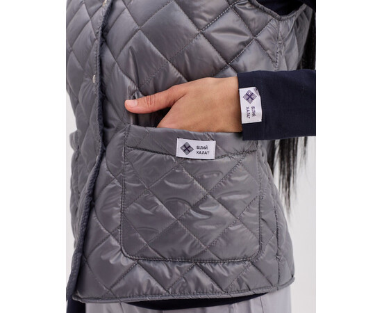 Зображення 5 Медична утеплена жилетка жіноча Осло темно-сіра р. 40-42, "БІЛИЙ ХАЛАТ" 521-525-679, Розмір: 40-42, Цвет: темно-сірий