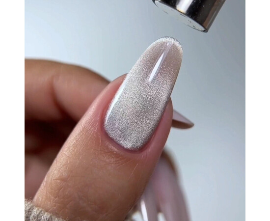 Зображення 3 Гель-лак Oxxi Lux Silk Cat 01 бежево-сірий, 10 мл, Об'єм (мл, г): 10, Колір: 01