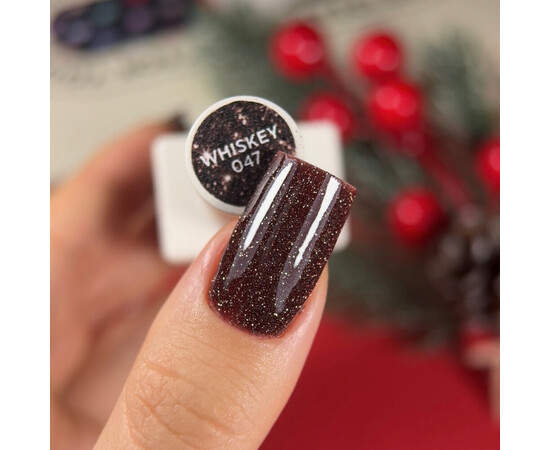 Изображение 4 Nails Of The Night Cocktails gel Grenadine – бордовый светоотражающий гель-лак для ногтей, 10 мл, Объем (мл, г): 10, Цвет: Grenadine