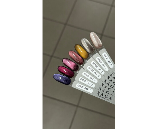 Изображение 3 Гель-лак SAGA professional Space Cat 05 золотисто-янтарный, 10 мл, Объем (мл, г): 10, Цвет: 05